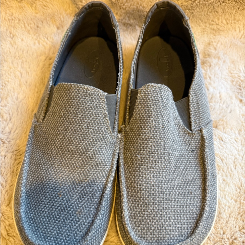 Sanuk Men's Textured Gray Loafers